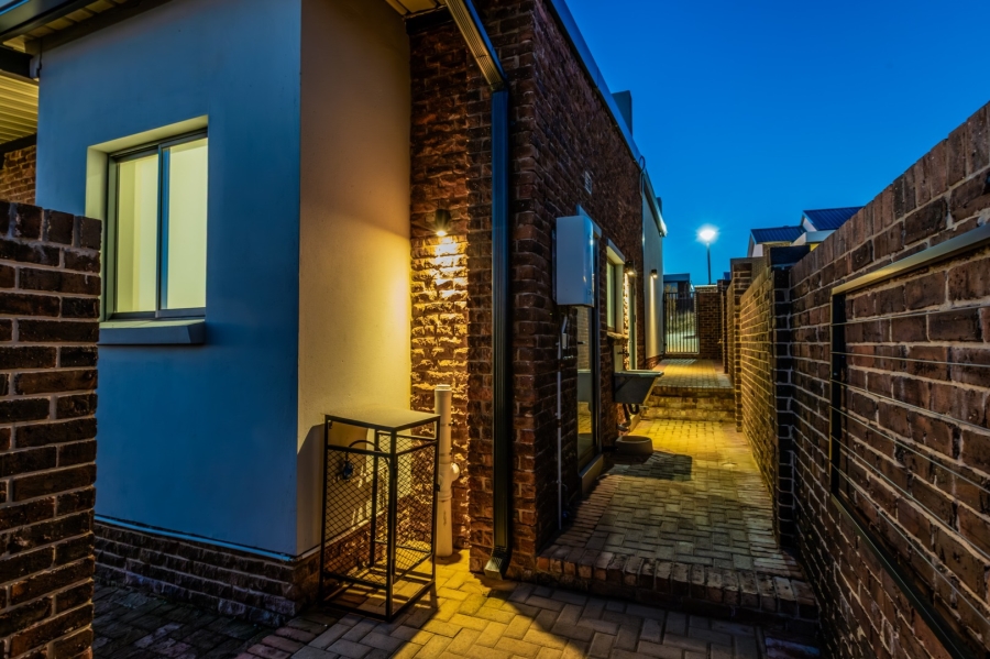 3 Bedroom Property for Sale in Vyfhoek A H North West